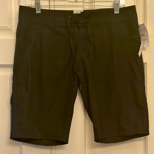 Rip Curl Junior Boardshort, 11”. Size 5. Black. NWT.